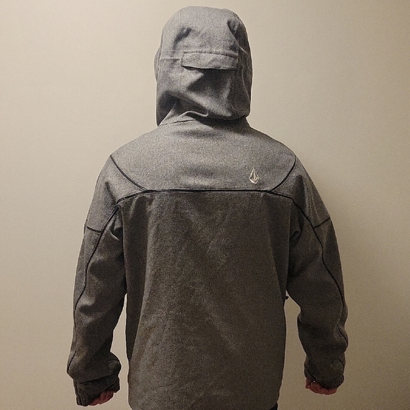 Volcom Men's Gray Performance Jacket - Picture 2 of 9